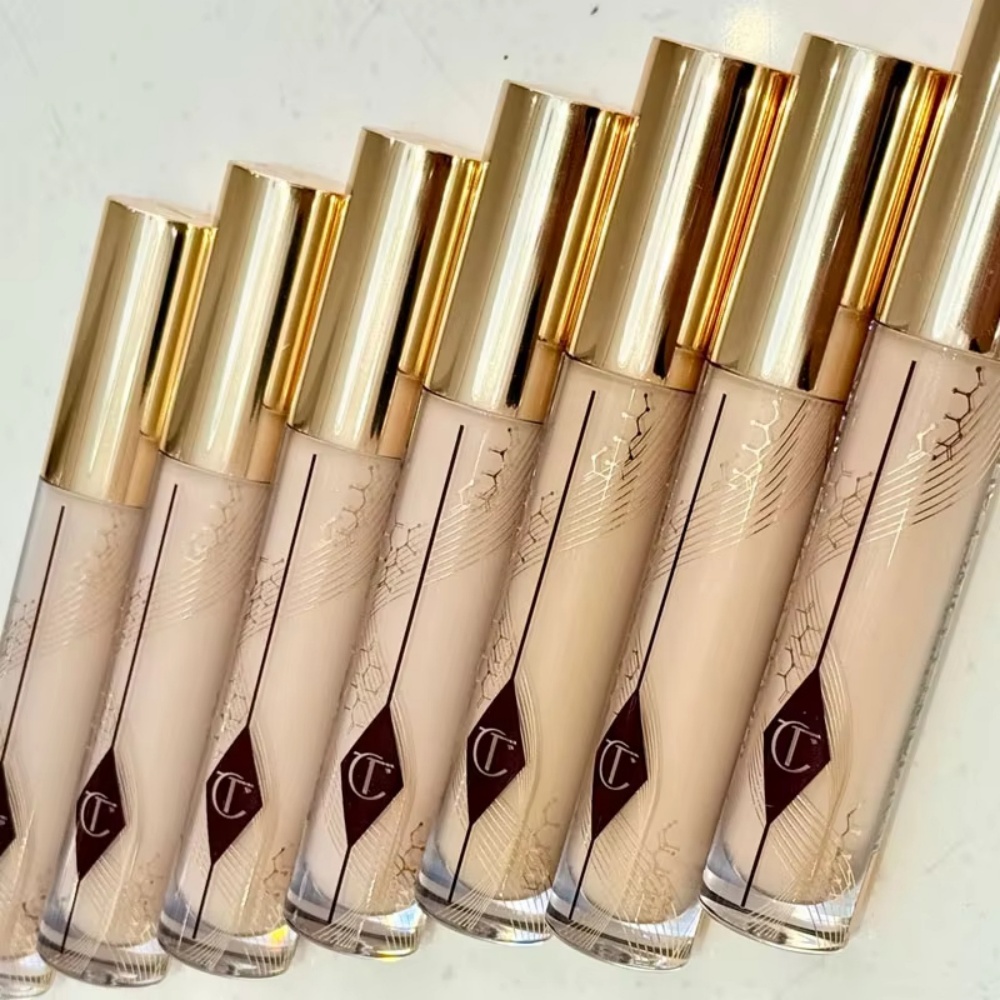 Corrector Charlotte Tilbury Ho - Rare Beauty Makeup Kit reseña y precio