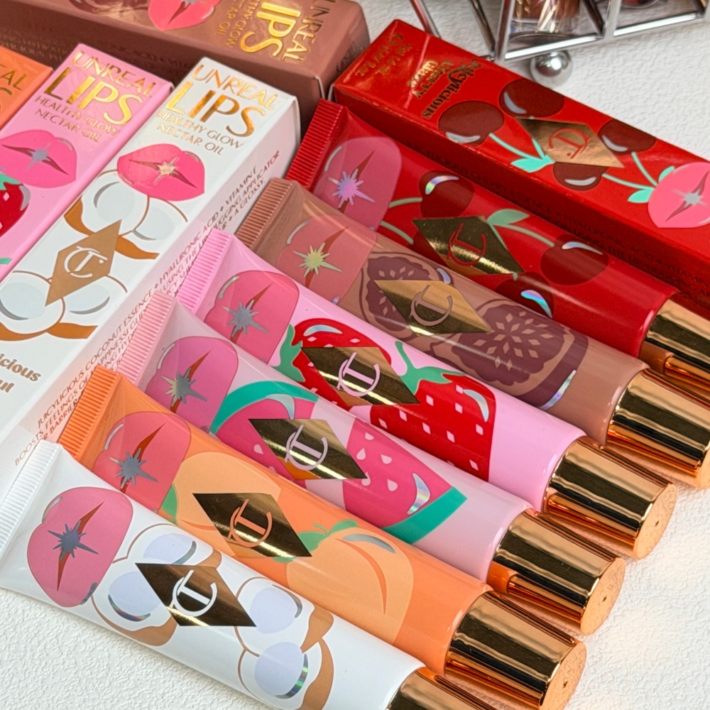 Brillo Labial Charlotte Tilbur - Huda Beauty Makeup Mini Kit reseña y precio